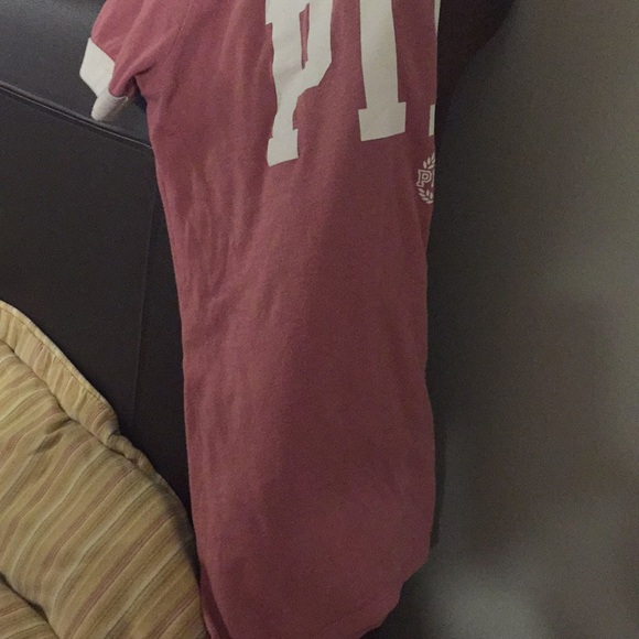 T-Shirt - Picture 4 of 4